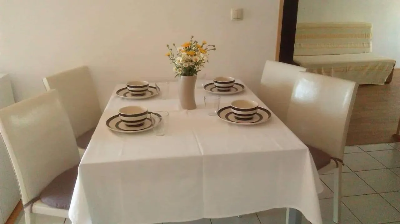 Bruno Apartman Apartment Selce