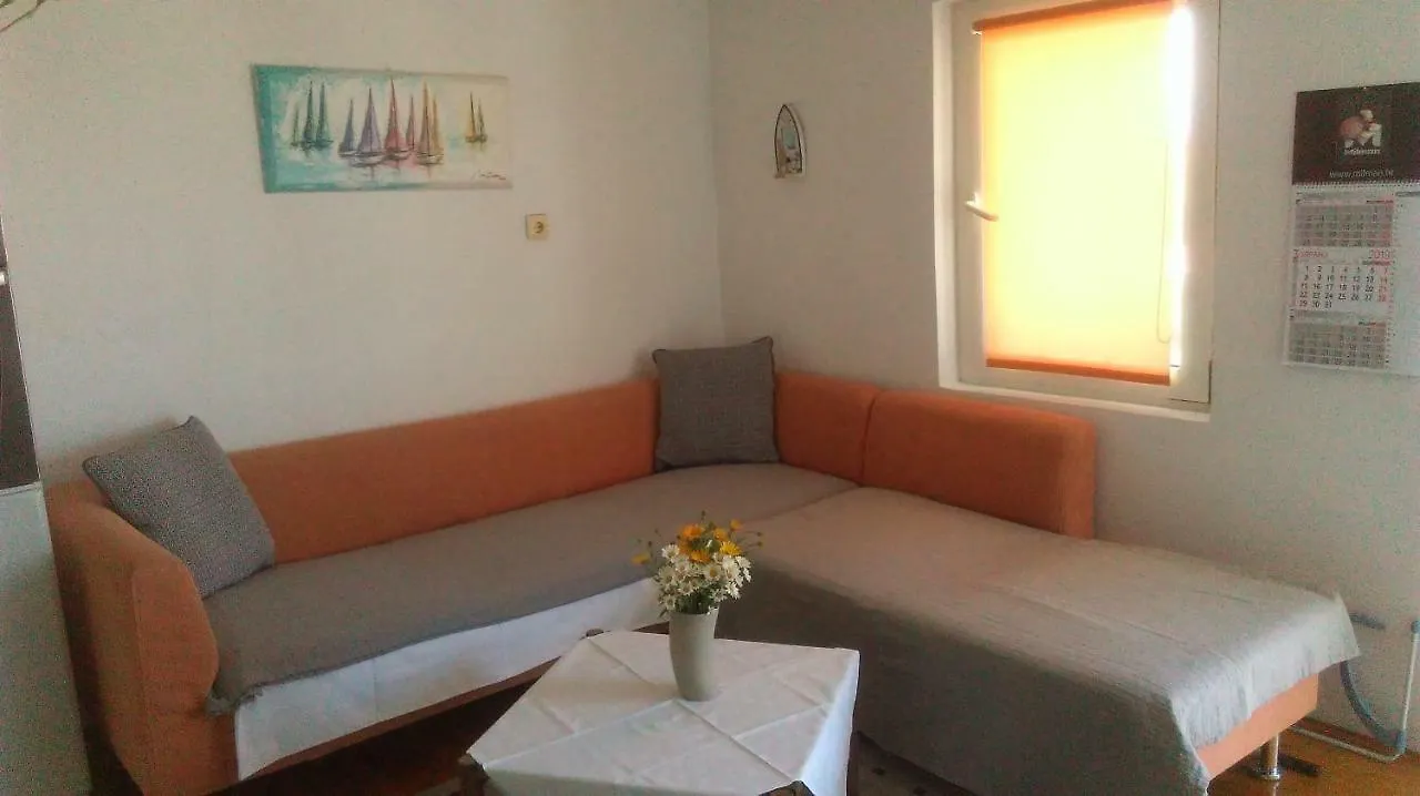 Bruno Apartman Apartment Selce Croatia